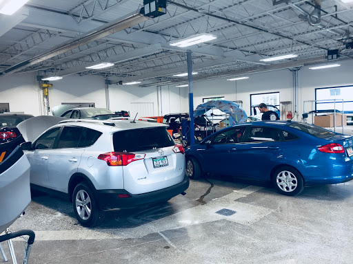 Auto Body Shop «Mannes Body Shop», reviews and photos, 500 Chicago Dr, Holland, MI 49423, USA