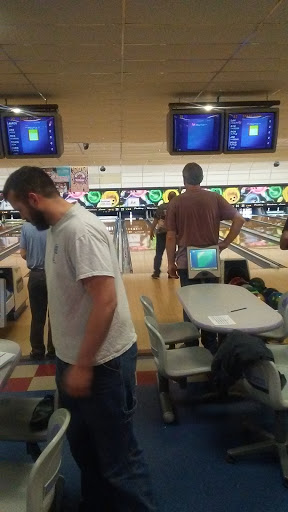 Bowling Alley «Poelking Woodman Lanes», reviews and photos, 3200 Woodman Dr, Kettering, OH 45420, USA