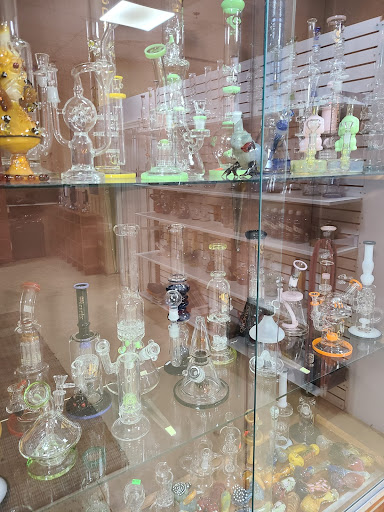 Tobacco Shop «Discount Cigarettes & Gifts», reviews and photos, 1800 E Grand Ave, Grover Beach, CA 93433, USA