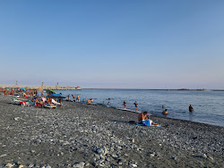 Photo de Spiaggia Multedo avec #43