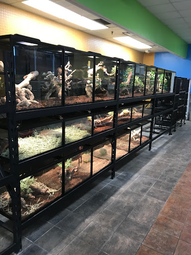 Pet Supply Store «House of Pets Inc», reviews and photos, 29500 Ford Rd, Garden City, MI 48135, USA