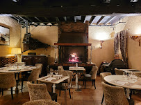 Atmosphère du Restaurant La Petite Forge à Villiers-le-Bâcle - n°8