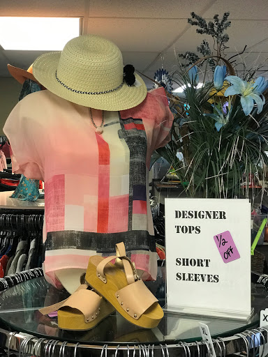 Thrift Store «Hope Chest Thrift Store», reviews and photos, 1215 8th Ave W, Bradenton, FL 34205, USA