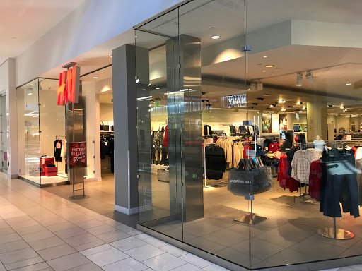 Clothing Store «H&M», reviews and photos, 400 S Baldwin Ave, Arcadia, CA 91007, USA