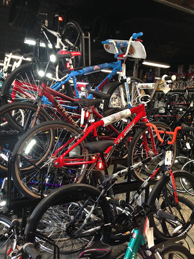 Bicycle Store «I Cycle Bike Shop», reviews and photos, 2040 E T C Jester Blvd, Houston, TX 77008, USA