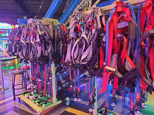 Shopping Mall «Taubman Prestige Outlets», reviews and photos, 17057 N Outer 40 Rd, Chesterfield, MO 63005, USA