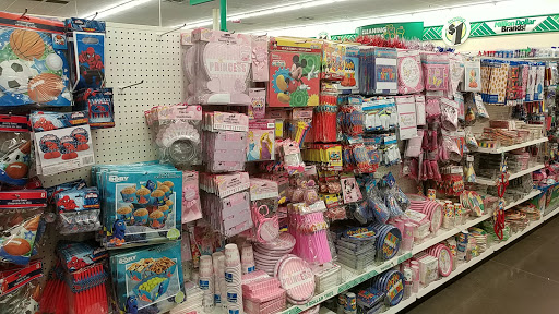 Dollar Store «Dollar Tree», reviews and photos, 3092 N Eastman Rd Ste 102, Longview, TX 75605, USA