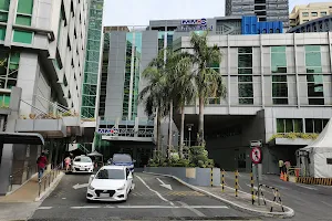 Makati Medical Center image