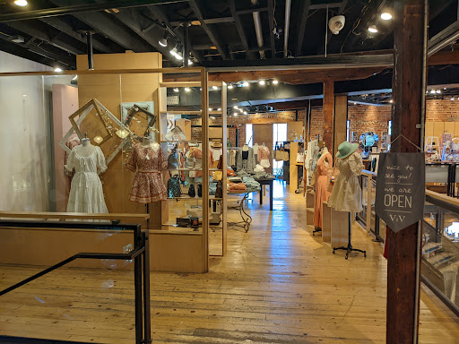 Shopping Mall «Kerrytown Market & Shops», reviews and photos, 407 N 5th Ave, Ann Arbor, MI 48104, USA