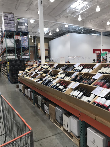 Warehouse store «Costco Wholesale», reviews and photos, 9691 Waterstone Blvd, Cincinnati, OH 45249, USA
