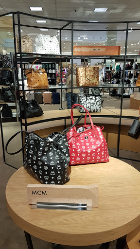 Department Store «Nordstrom», reviews and photos, 4937 Old Orchard Shopping Center, Skokie, IL 60077, USA