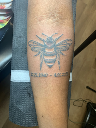 Tattoo Shop «Sugar Shack Canvas & Ink», reviews and photos, 70 Pennington Dr, Bluffton, SC 29910, USA