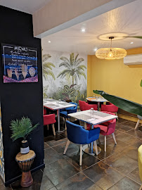 Atmosphère du Restaurant africain HINDA FLAVOUR à Conflans-Sainte-Honorine - n°10