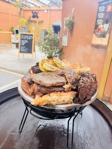 La Milán Pub Restaurant. - Restaurante