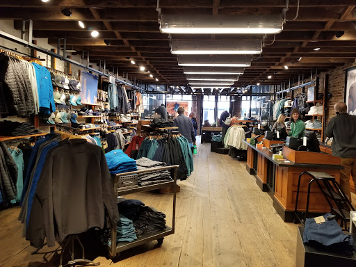 Clothing Store «Patagonia Meatpacking», reviews and photos, 414 W 14th St, New York, NY 10014, USA