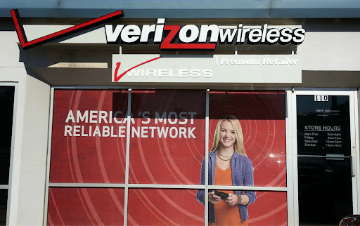 Cell Phone Store «Verizon Authorized Retailer - A Wireless», reviews and photos, 110 7th St S, Moorhead, MN 56560, USA