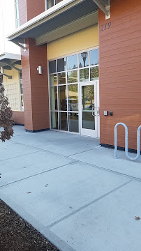 HealthPoint Urgent Care - Photo 5 - Car repair in Kent, WA, Renton