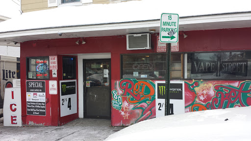 Tobacco Shop «Red Rocket Smoke Shop», reviews and photos, 80 Birch St, Biddeford, ME 04005, USA