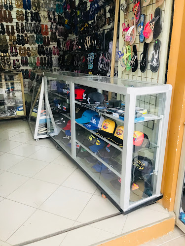 Opiniones de Comercial Jiménez en Santa Rosa - Tienda de ropa