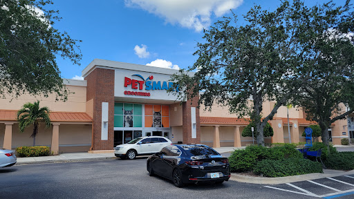 PetSmart, 1819 NE Pine Island Rd, Cape Coral, FL 33909, USA, 