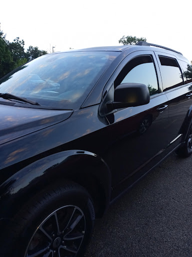 Used Car Dealer «Rogers Auto Group Chicago», reviews and photos, 2720 S Michigan Ave, Chicago, IL 60616, USA