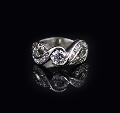 Jewelry Designer «ABRACADABRA Jewelry/Gem Gallery», reviews and photos, 205 E Liberty St, Ann Arbor, MI 48104, USA