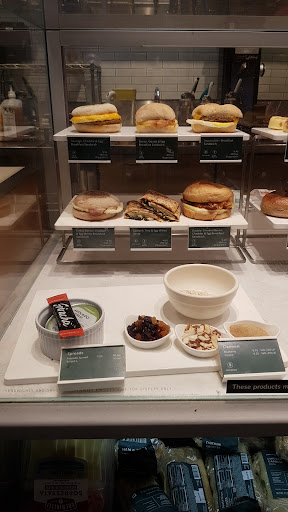 Coffee Shop «Starbucks», reviews and photos, 1720 S Orange Blossom Trail, Apopka, FL 32703, USA