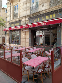 Atmosphère du Restaurant Café de la Mairie à Montpellier - n°2