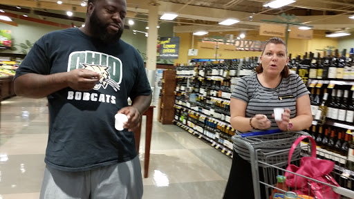 Department Store «T.J. Maxx and HomeGoods», reviews and photos, 1871 W Henderson Rd, Columbus, OH 43220, USA