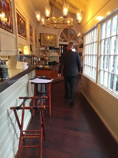 American Restaurant «The Veranda», reviews and photos, 2122 Second St, Fort Myers, FL 33901, USA