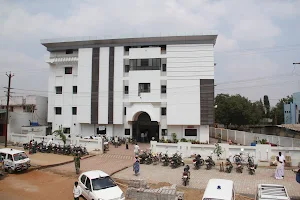 Sinduja Hospital image