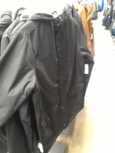 Clothing Store «Old Navy», reviews and photos, 2155 22nd St, Oak Brook, IL 60523, USA