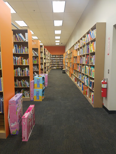 Used Book Store «2nd & Charles», reviews and photos, 6606 S Parker Rd, Aurora, CO 80016, USA