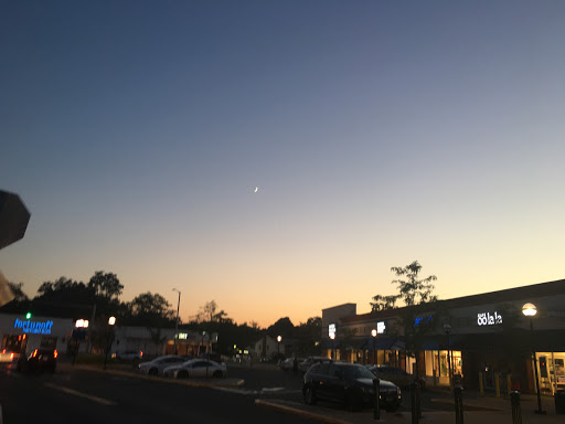 Shopping Mall «Ridgeway Shopping Center», reviews and photos, 2233 Summer St, Stamford, CT 06905, USA