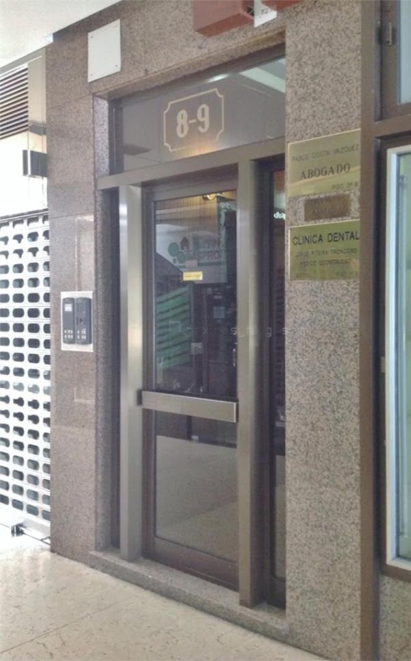 Clinica Dental Piteira Troncoso, Jorge