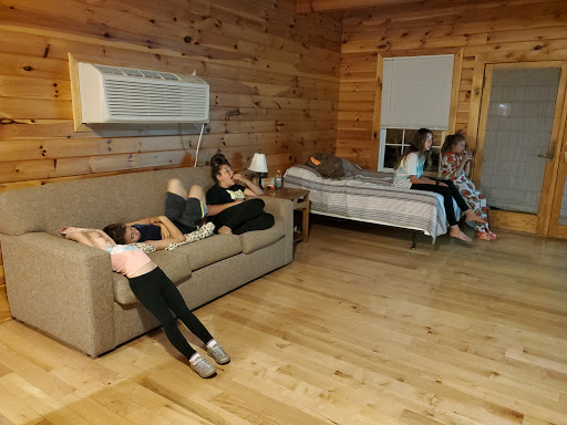 Marina «Mitchell Creek Marina», reviews and photos, 1260 Livingston Boat Dock Rd, Allons, TN 38541, USA