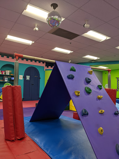 Preschool «Romp n Roll», reviews and photos