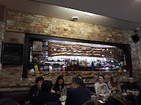 Atmosphère du Restaurant grec Restaurant MYTHOS à Valenciennes - n°16