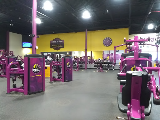 Gym «Planet Fitness», reviews and photos, 2000 Cooper Foster Park Rd, Amherst, OH 44001, USA