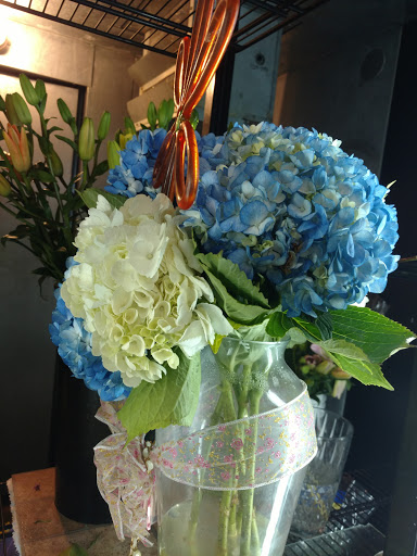 Florist «A Heavenly Florist», reviews and photos, 980 J Clyde Morris Blvd, Newport News, VA 23601, USA