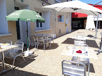 Atmosphère du Restaurant Le Corgnacois à Corgnac-sur-l'Isle - n°2