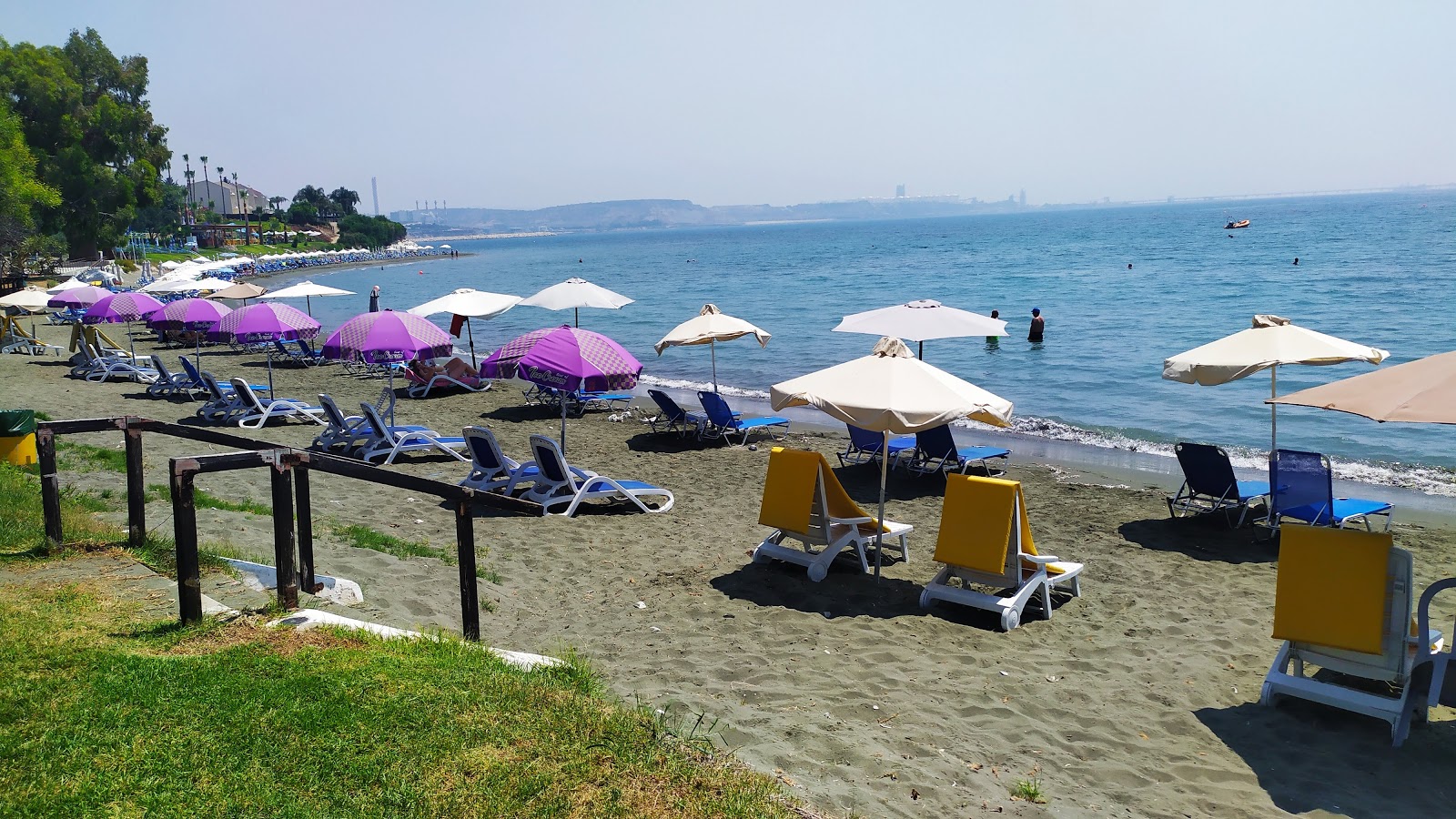 Governor's Beach photo #4