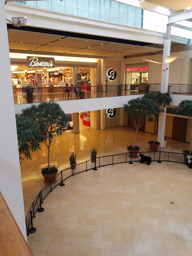 Shopping Mall «Plymouth Meeting Mall», reviews and photos, 500 W Germantown Pike, Plymouth Meeting, PA 19462, USA