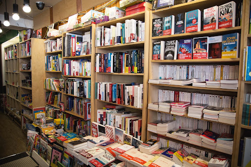 Librairie Papeterie presse Du Lycée Jules Ferry à Paris