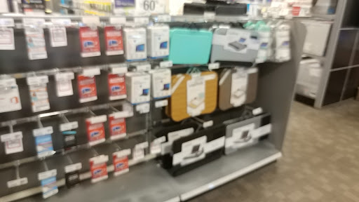 Office Supply Store «OfficeMax», reviews and photos, 6925 Southland Dr, Middleburg Heights, OH 44130, USA