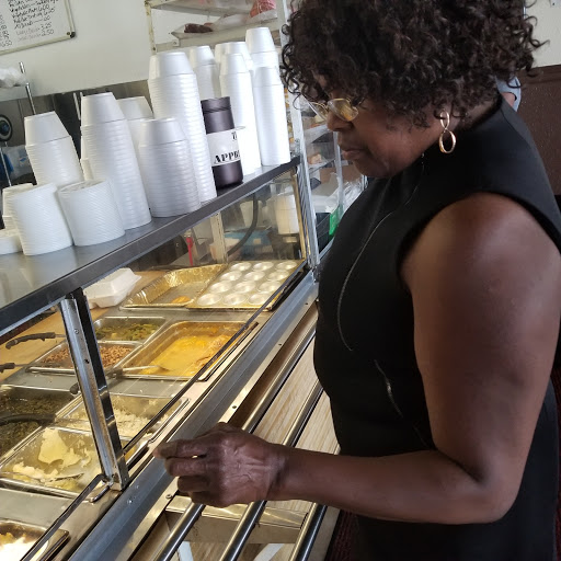 Restaurant «Lisa Fine Food & Catering», reviews and photos, 2550 W Red Bird Ln #404, Dallas, TX 75216, USA