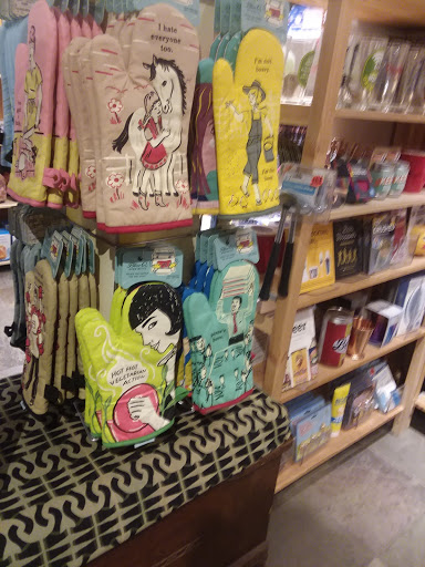 Tobacco Shop «The Pipefitter», reviews and photos, 520 State St, Madison, WI 53703, USA