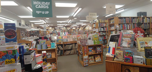 Book Store «Half Price Books», reviews and photos, 2041 Ford Pkwy, St Paul, MN 55116, USA