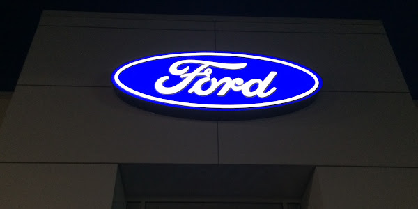 Family Ford LTD