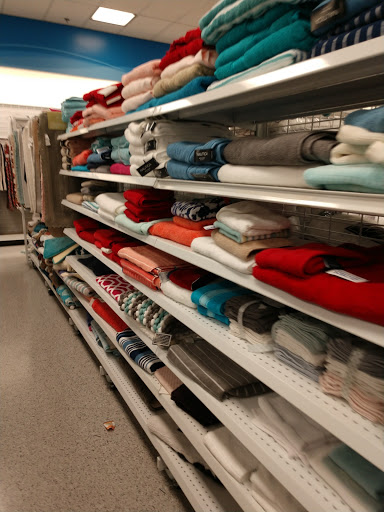 Clothing Store «Ross Dress for Less», reviews and photos, 7455 Greenbelt Rd, Greenbelt, MD 20770, USA